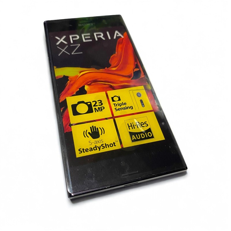 Smartphone Finti da Vetrina, SONY XPERIA XZ