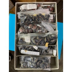 BOTTONI IN METTALO, LEGNO, PLASTICA 60 PEZZI A SCELTA COLORI MISTI E VARIE MISURE