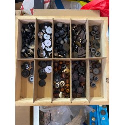 BOTTONI IN METTALO, LEGNO, PLASTICA 60 PEZZI A SCELTA COLORI MISTI E VARIE MISURE